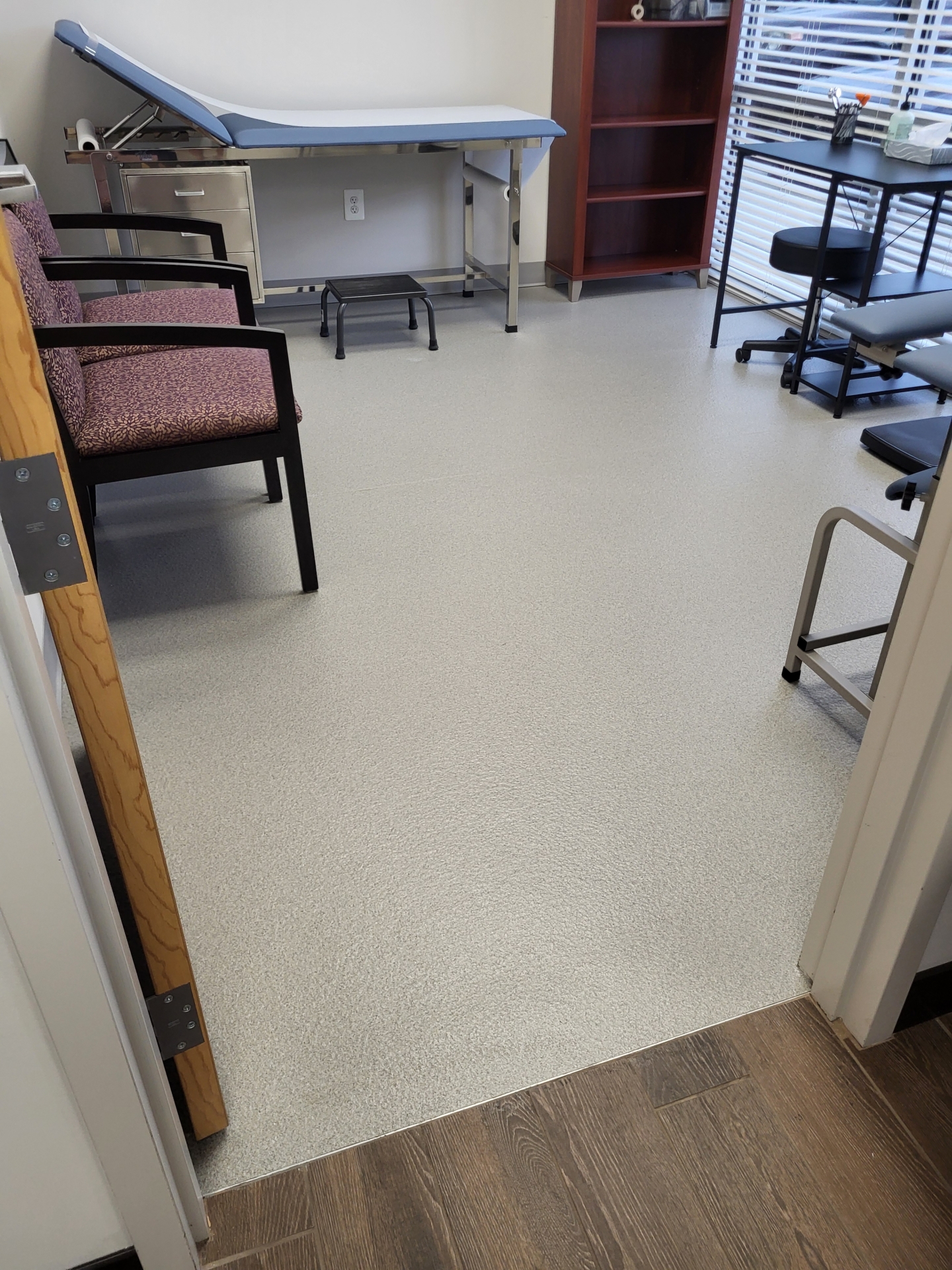 Choosing The Right Flooring For Commercial Workspaces 2 commercial sheet vinyl flooring installed